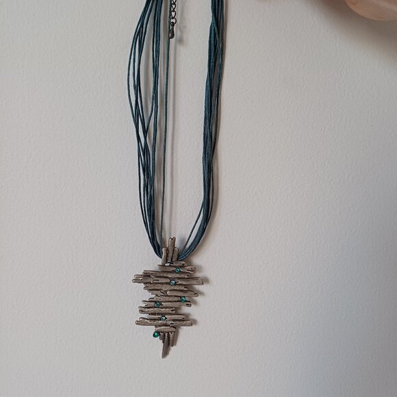 Pewter Pendant Turquoise Crystal Rhinestone Silvertone Brutalist Style Necklace - Picture 3 of 3